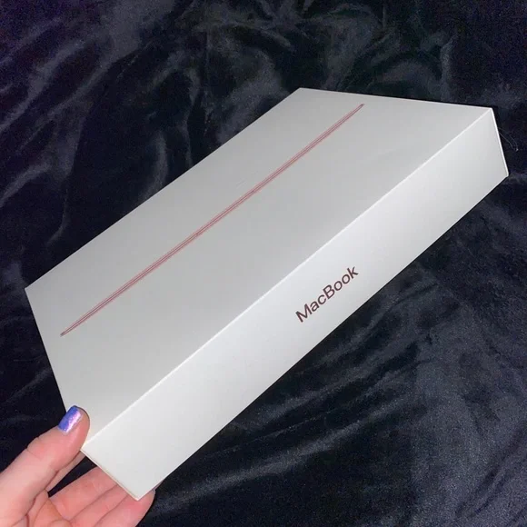 Apple 2018 12” Rose Gold MacBook